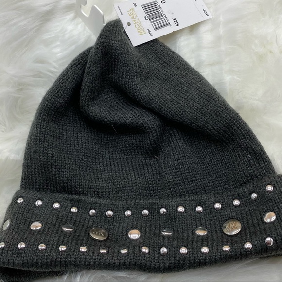 Michael Kors Dome Stud Cuff Beanie. Gray. NWT - Picture 2 of 7